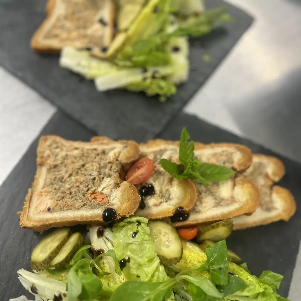 PATE EN CROUTE (1 tranche)